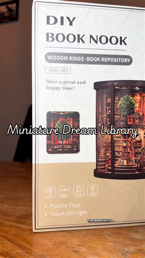 Miniature Dream Library: My First Booknook Build