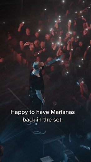 Good vibes every night. #augustburnsred #livemusic