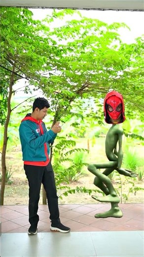 Green alien dancing with spider man head #comedy #funny #shorts