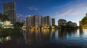 32  Tips on Moving to Miami, FL: Relocation Guide 2025