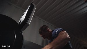 Think grinders are the only team members who train hard? Guess again. Watch Great Britain SailGP Team helmsman Dylan Fletcher crush the grinding challenge 👇 | SailGP
