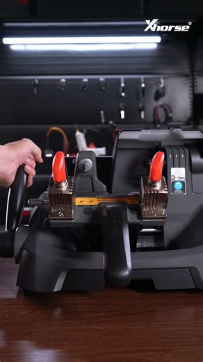 Xhorse Condor XC-003 Manual Key Cutting Machine Unboxing