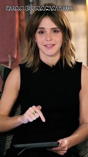 🙇🏻‍♀️ Emma Watson answers questions from kids | Entertainment Weekly 🙇🏻‍♀️ #emmawatson #tomfelton #Emma #Tom #fan #fly #interview #recommend