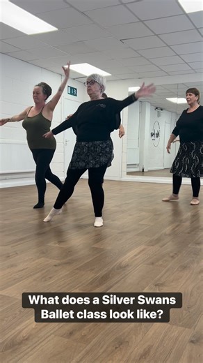 Silver Swans is our Royal Academy of Dance accredited class dedicated to bringing movement to over 55’s The class will work your balance, posture, core and mobility in an enjoyable and friendly environment. Using the grace and structure of ballet, you don’t need to have done any dancing before to enjoy and get the most from this class Join us Mondays at 10am with a first class Free to try 🩰 🦢 | Mes Amies Dance Company