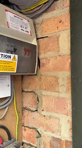 25K views · 31 reactions | Has anyone ever seen a damp proof course installed like this before? #dpc #dampproofing #dampproofcourse #builder #bricklaying #brick #bricklayer #construction | Complete Preservation | Facebook