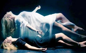 纪录片：人死后什么感觉？死后的世界是什么样子？两组真实案例给你揭示