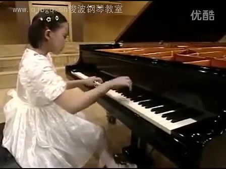 18K views · 1K reactions | A young Yuja Wang plays "Rondo in G major Op.129, Rage over a lost penny" by Beethoven | Pianoforte | Facebook