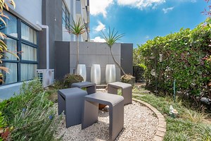 R 2 500 000 | 2 Bedroom Apartment in Morningside | Private Property