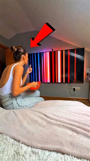 PRANK TV : Le Visage d'Horreur Caché qui a Fait Tomber le Pop-Corn ! 📺😱🍿