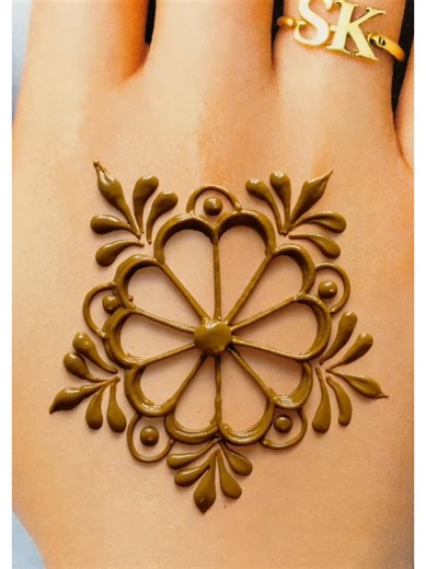 Latest Stylish Mehndi Designs for Eid Celebrations