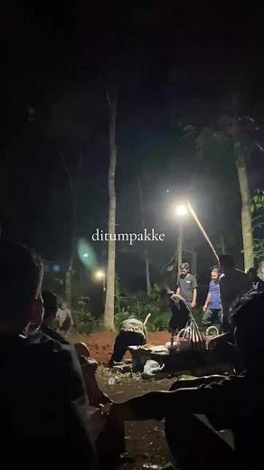 Lirik Lagu Ditumpakke Kereto Jowo: Pengembaraan Tanah