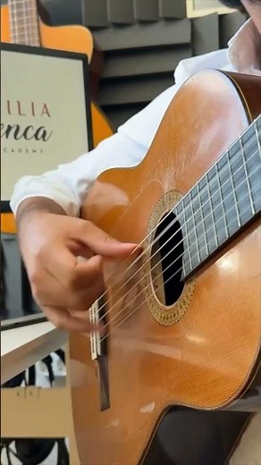 Bulerías de Jerez - Traditional Rhythm Pattern. Full video in our YouTube Channel! #flamencoguitar