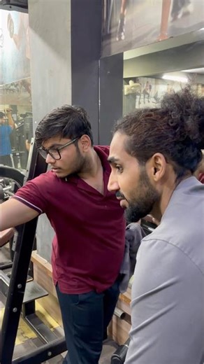 awaaz kaha se aayi?🤣 #trending #comedy #youtubeshorts #funny #trendingshorts #memes #newreel