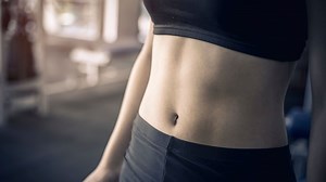 Sculpt your core in just 15 minutes with this standing abs workout