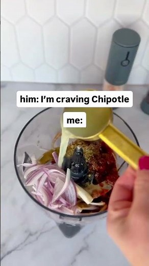 I Stopped Going to Chipotle After This 😳 | Copycat Chicken Recipe