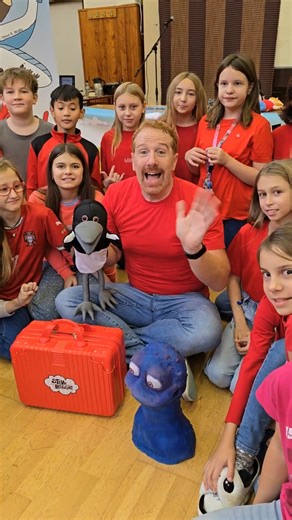 ✨ There’s something amazing about watching children dive into English activities with big smiles and zero fear. Steve and Maggie spark that magic — suddenly English is just another tool for play, creativity, and storytelling. And the kids? They jump right in! 🚀🗣️💛 | Steve and Maggie