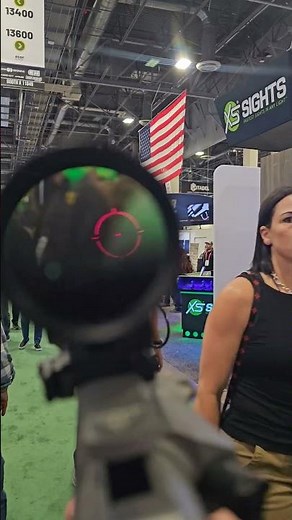 shot show 2024 and holosun has their thermal red dot Drs-th with magnifier