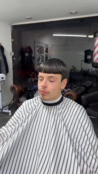 Transform Your Look with a 16 Guard Buzz Cut