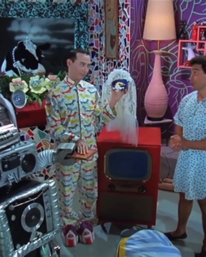 880K views · 32K reactions |  Here’s something to get you in the Valentine’s spirit… The time Pee-wee said “I do” to FRUIT SALAD! 諾 True love never looked so delicious! #PeeweeHerman #PeeweeForever #ValentinesDay | Pee-wee Herman | Facebook