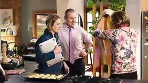 Neighbours 7960 26th October 2018