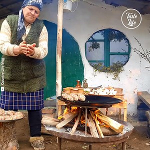Azerbaijani Couple Cooking Delicious Beef Patties | Turkish Chefs