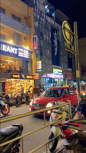 BTM Layout crowd after 10pm #youtubeshorts #shorts #bangalore #market #btmlayout #nightlife