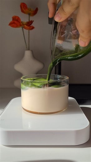 ☆ on Instagram: "Matcha review 📋❤️ Feat. Aoarashi matcha powder from @marukyu.koyamaen_official Visual impression: ⭑Vivid green with no hints of oxidisation ⭑Colour = a little less saturated compared to some other matcha powders Aroma: ⭑Light ⭑Steamed vegetables ⭑A hint of bitterness Flavour profile: ⭑Light-bodied ⭑Floral hints (like chamomile tea) ⭑Subtle sweetness (like sweet peas) ⭑ Pretty subtle umami ⭑Minimal bitterness Texture: ⭑Light and silky more than creamy ⭑Slightly dry mouth feel Ot