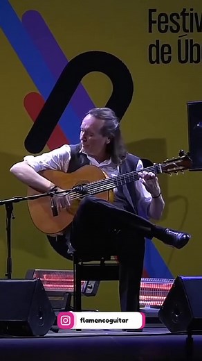 🎸 Maestro Vicente Amigo giving an incredible recital — flamenco goes way beyond four chords on the fretboard. 🌌 Nuance, emotion, and masterful expression in every note. 👉 Follow @flamencoguitarpro for more from Vicente. 🎸 El Maestro Vicente Amigo dando un recital de toque increíble… Y es que el flamenco va mucho más allá de 4 acordes en el mástil. 🌌 Matices, emoción y expresión magistral en cada nota. 👉 Sigue a @flamencoguitarpro para más de Vicente. #flamencoguitarpro #flamencoguitar #gui