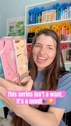 The Selection by Kiera Cass Fairyloot edition😏📚 #booktube #booktok #bookish #bookseries