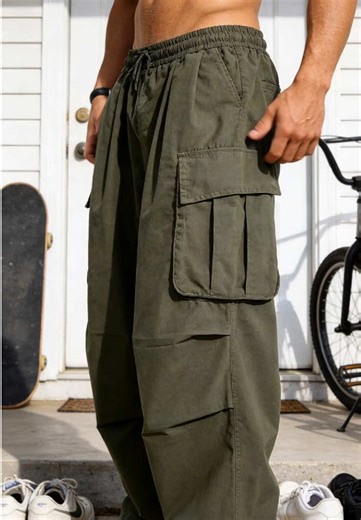 Functional Cargo Pockets in Men's Fashion