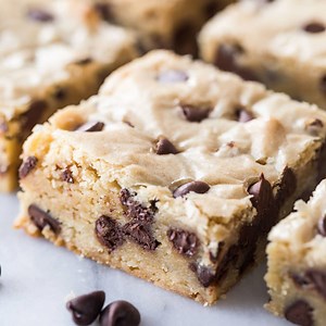 Chocolate Chip Cookie Bars
