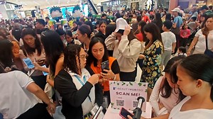103 reactions · 6 comments | A hair analysis with just a selfie? It’s possible with BeautyHub Pro, an AI-powered beauty tool that checks your hair and gives product recommendations, like Cream Silk, based on its analysis. Check out how attendees of a recent Kapuso Mall Show experienced this firsthand in this video: | GMA Brand Talk | Facebook