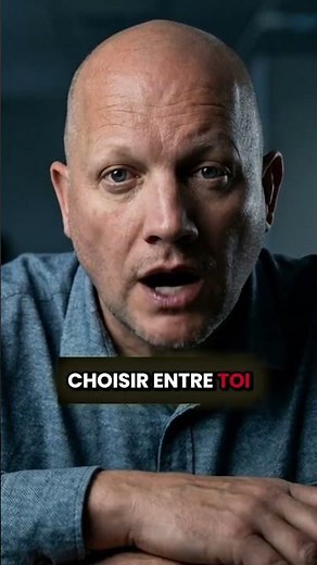 Toxic Management: How to Spot and Handle a Chameleon Manager | Red Line