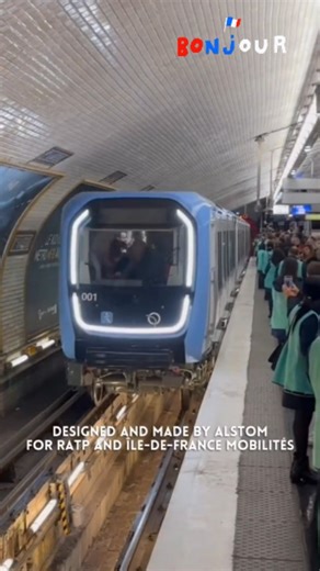 #Inauguración 🇫🇷 El primer tren del nuevo metro #MF19 entró en servicio este jueves 16 de octubre en la #línea10 🎉 Más fiable, más cómodo y más eficiente, este nuevo equipo, financiado por Île-de-France Mobilités y diseñado por Alstom, recibió a sus primeros pasajeros. En la línea 10, los #MF67 serán reemplazados por 30 trenes MF19, con dos entregas mensuales hasta mediados de 2027. 🚇 Esta primera fase de transición forma parte de un programa de modernización más amplio para el metro de Parí