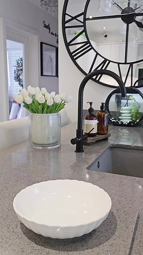 19K views · 71 reactions | Best Cleaning paste  So versatile, you can use it on Ovens, Hobs, shower screens, sinks, floor & more. Let me know if you try it #cleaningmotivation #housewifelife #cleaningtips #cleaninghacks #cleanwithme #cleaningaccount | Renovation44 | Facebook