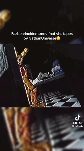 FNAF VHS spring trap loses it goes after the poor guy #fnaf #fnafvhstapes #short ￼