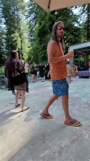 Tecni at RNRH DJ Pool Party June 2025 🎶 #poolparty #djpoolparty #redwoods #supportlocaldjs