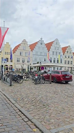 Cantik nya “Klein Amsterdam” atau “Little Amsterdam” di Jerman — Friedrichstadt!.