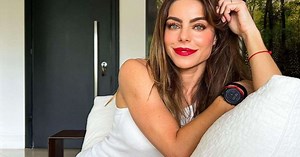 Em ilha luxuosa, Daniella Cicarelli exibe abdômen trincado aos 45 anos