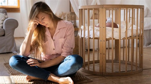 Troubled With Postpartum Bipolar Disorder? Expert Shares Tips To Manage