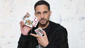 El mago Dynamo reaparece irreconocible por una grave enfermedad