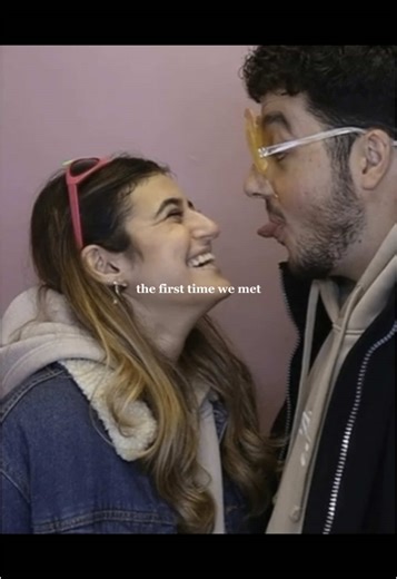 Understanding Couple Dynamics in First-Time Experiences