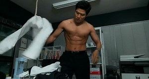 TOKYO MER 喜多見チーフ(鈴木亮平)の筋肉＆筋トレシーンまとめ