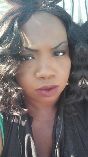 BEAUTSLOUNGE (@beautslounge)’s videos with Successful (with Drake) - Trey Songz