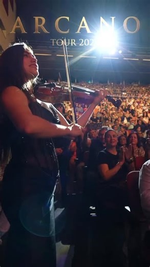 VIVE UNA EXPERIENCIA MÁGICA ✨ UNA NOCHE, MIL EMOCIONES. Música que te eriza la piel. Las canciones que amas, como nunca las has escuchado. Arcano transforma la música popular, clásica y de todos los géneros en una experiencia única, elegante y profundamente emotiva. ✨ Una noche para sentir, recordar y disfrutar. CIUDAD DE MEXICO NOS VEMOS ESTE 4 DE FEBRERO- AUDITORIO NACIONAL | ARCANO