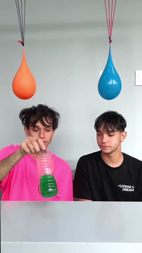 SO SCARY 😂 | Dolan Twins