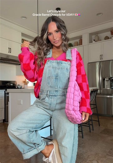 If you can’t tell I’m OBSESSED with these new overalls 🩷🌸 | Overalls Styles