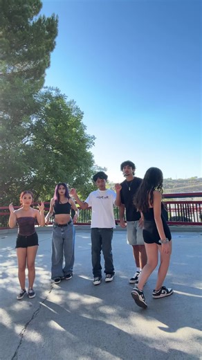 wait i’m like 6?7? months late posting this