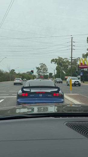 Exhaust Valve Sounds of the Mazda RX7 Bridgeport