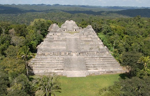 Archaeologists Unearth Treasure-Filled Tomb Belonging to the First Known Ruler of a Maya City in Belize